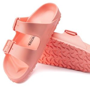 NWT: Arizona Essentials Eva Birkenstock